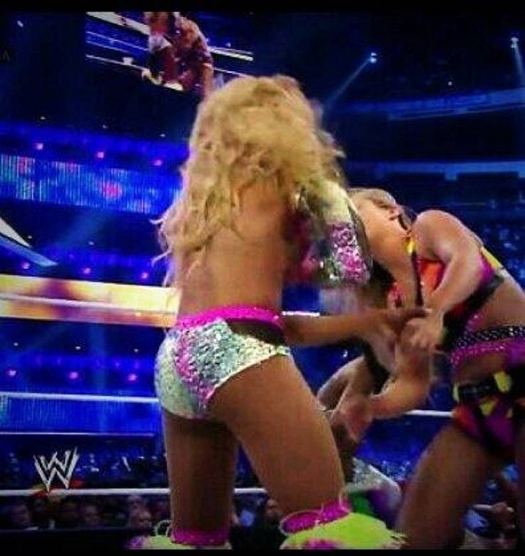 Every Divas Wardrobe Malfunction In Wwe History Thesportster