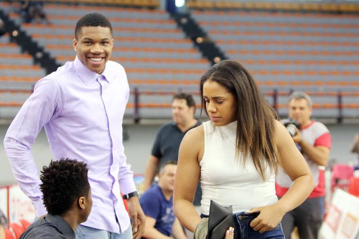 Giannis-Girlfriend.jpg?q=50&fit=crop&w=7